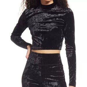 NWT BP by Nordstrom Mock Neck Velvet Long Sleeve Crop Top - M